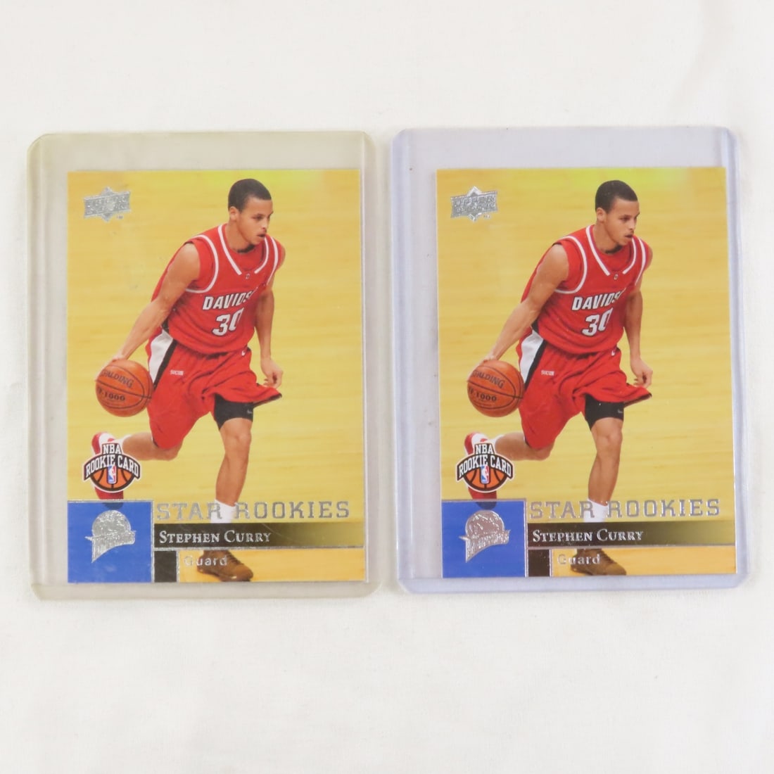 2 2009-10 Upper Deck Stephen Curry Rookie #234: 2 2009-10 Upper Deck Stephen Curry Rookie #234 - Lot Size 4x3x1" 1 LB All information and photos are intended to be as accurate as possible, but errors are possible. No item may be returned or