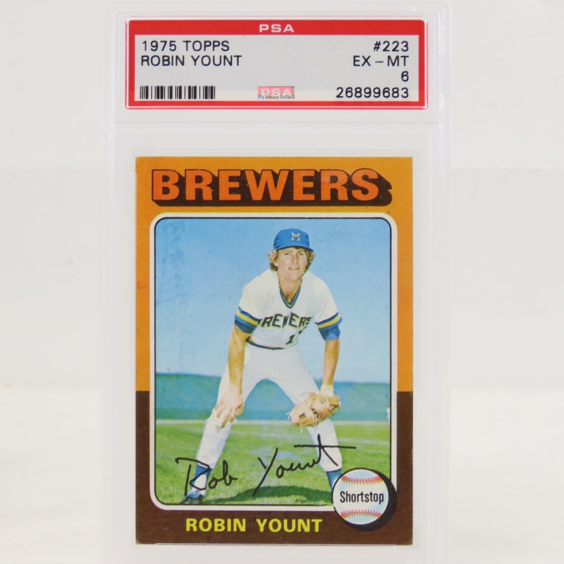 1975 Topps Robin Yount #223 PSA 6 EX-MT: 1975 Topps Robin Yount #223 PSA 6 EX-MT - Lot Size 5.5x3.5x1" 1 LB All information and photos are intended to be as accurate as possible, but errors are possible. No item may be returned or refused ba