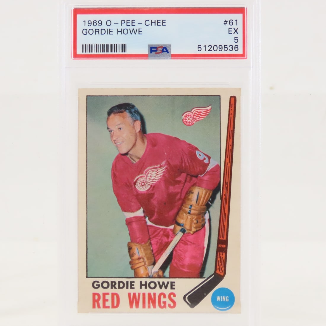 1969 O-PEE-CHEE Gordie Howe #61 PSA 5 EX: 1969 O-PEE-CHEE Gordie Howe #61 PSA 5 EX - Lot Size 5.5x3.5x1" 1 LB All information and photos are intended to be as accurate as possible, but errors are possible. No item may be returned or refused