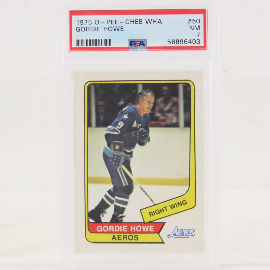 1976 O-PEE-CHEE WHA Gordie Howe #50 PSA 7 NM: 1976 O-PEE-CHEE WHA Gordie Howe #50 PSA 7 NM - Lot Size 5.5x3.5x1" 1 LB All information and photos are intended to be as accurate as possible, but errors are possible. No item may be returned or