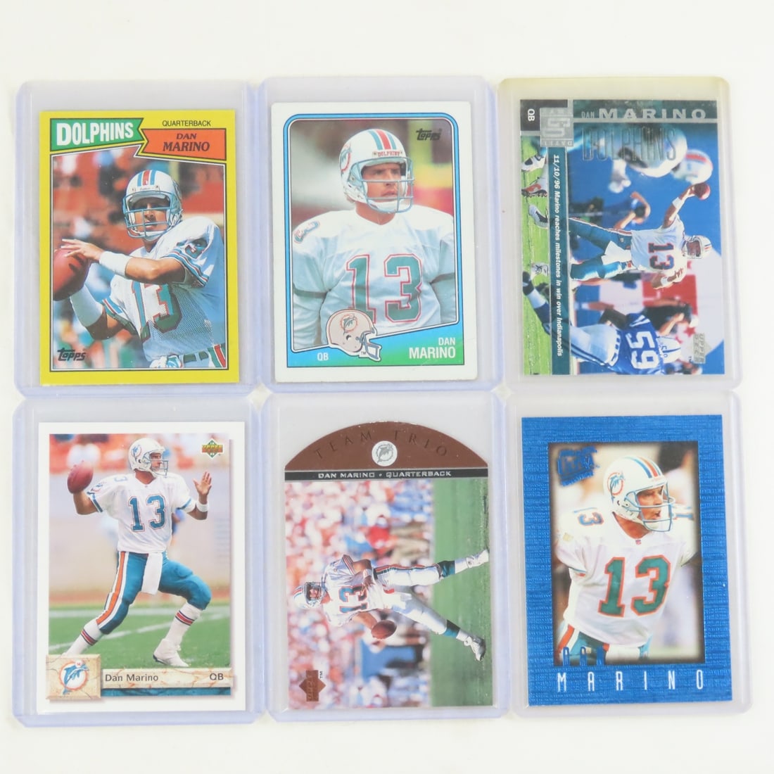 30+ Dan Marino Football Cards in plastic sleeves - 2