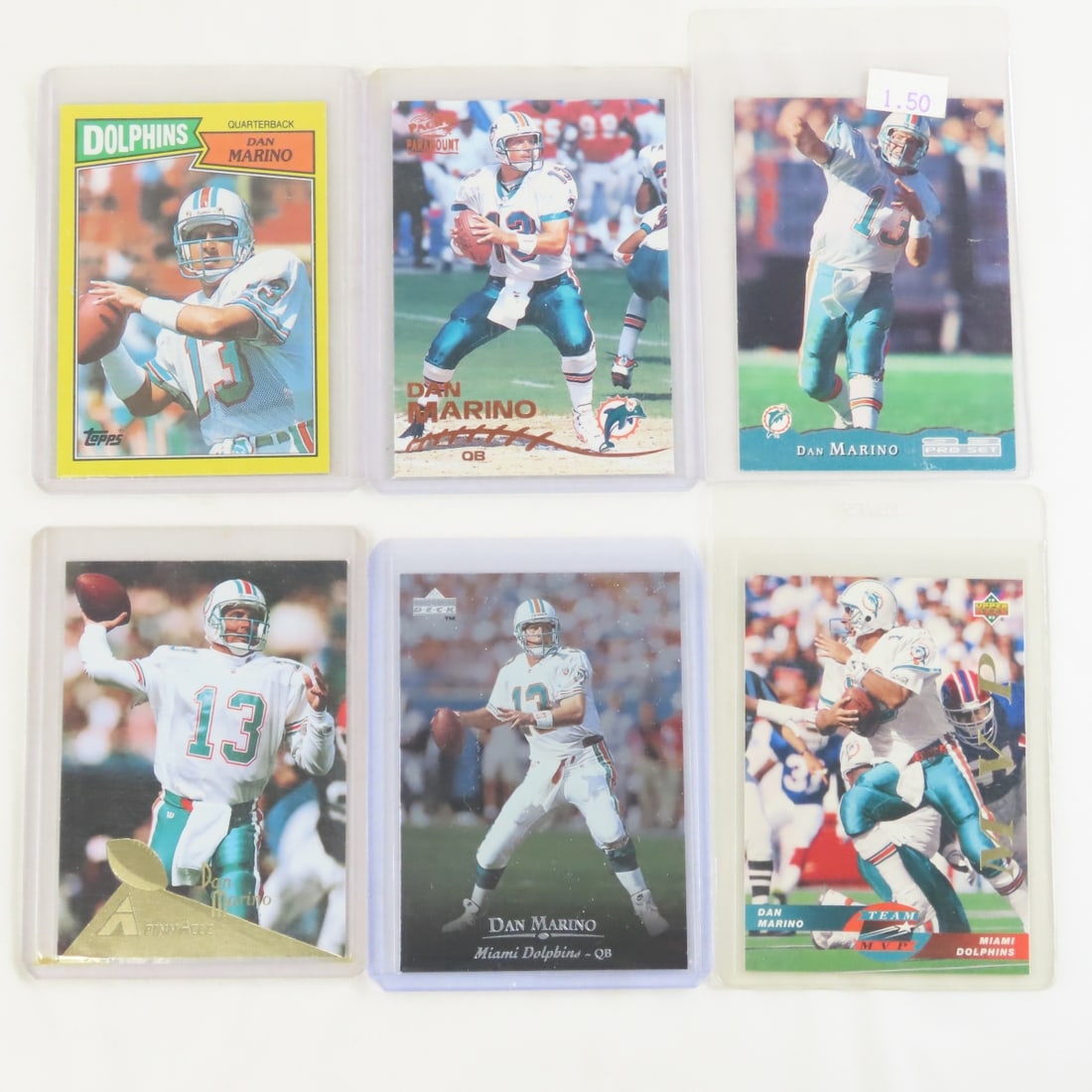 30+ Dan Marino Football Cards in plastic sleeves - 2