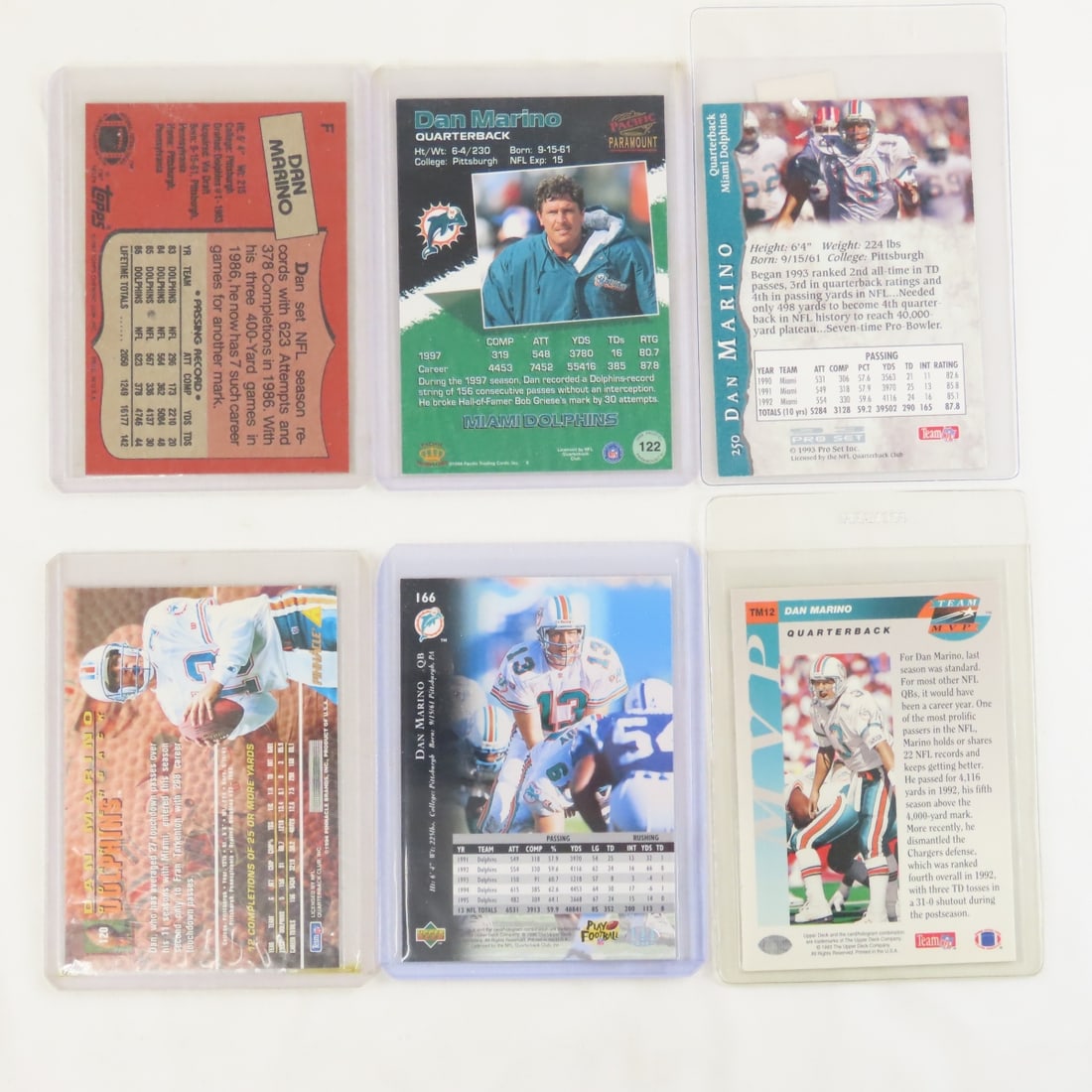 30+ Dan Marino Football Cards in plastic sleeves - 3