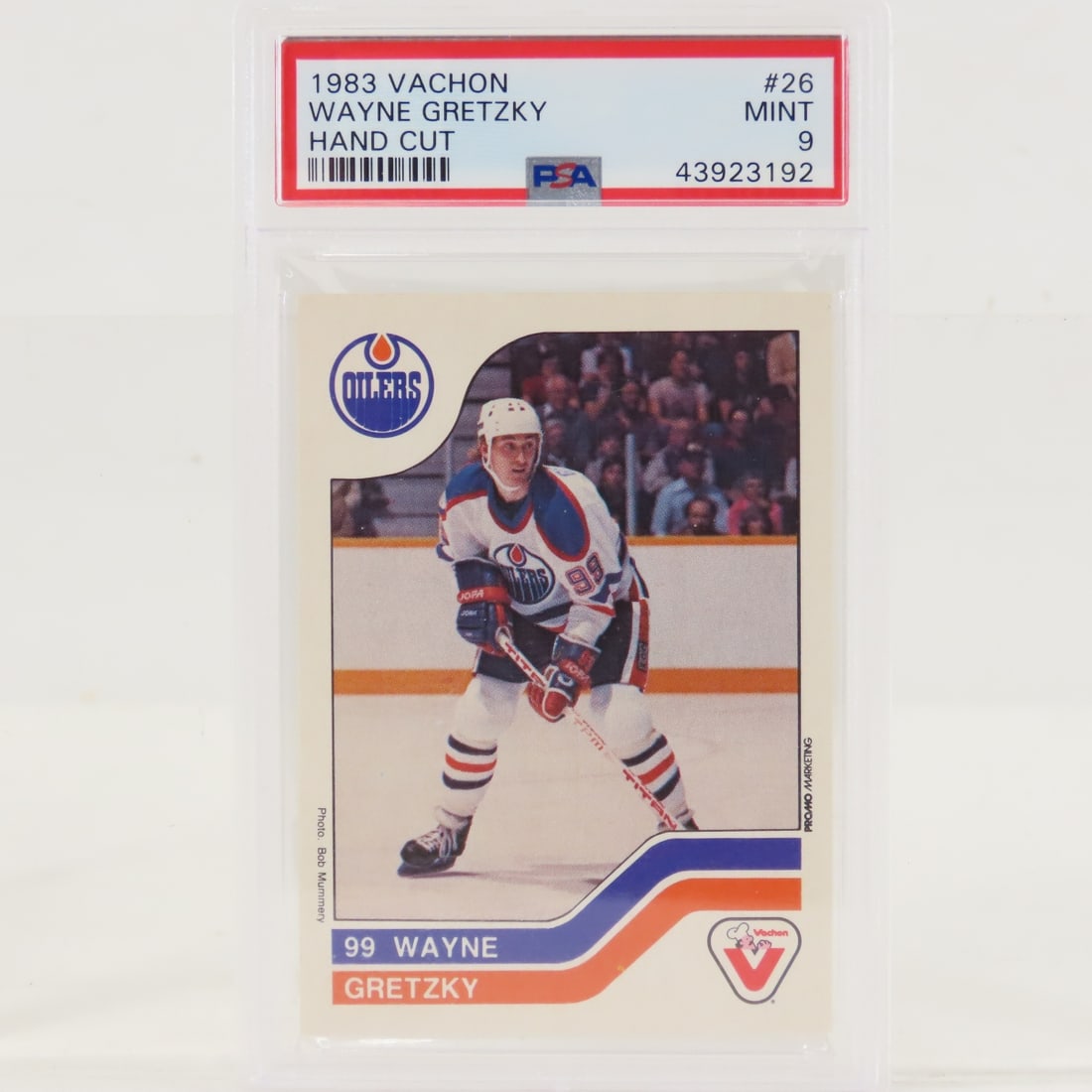 1983 Vachon Wayne Gretzky #26 PSA 9 Mint: 1983 Vachon Wayne Gretzky #26 PSA 9 Mint - Lot Size 5.5x3.5x1" 1 LB All information and photos are intended to be as accurate as possible, but errors are possible. No item may be returned or refused