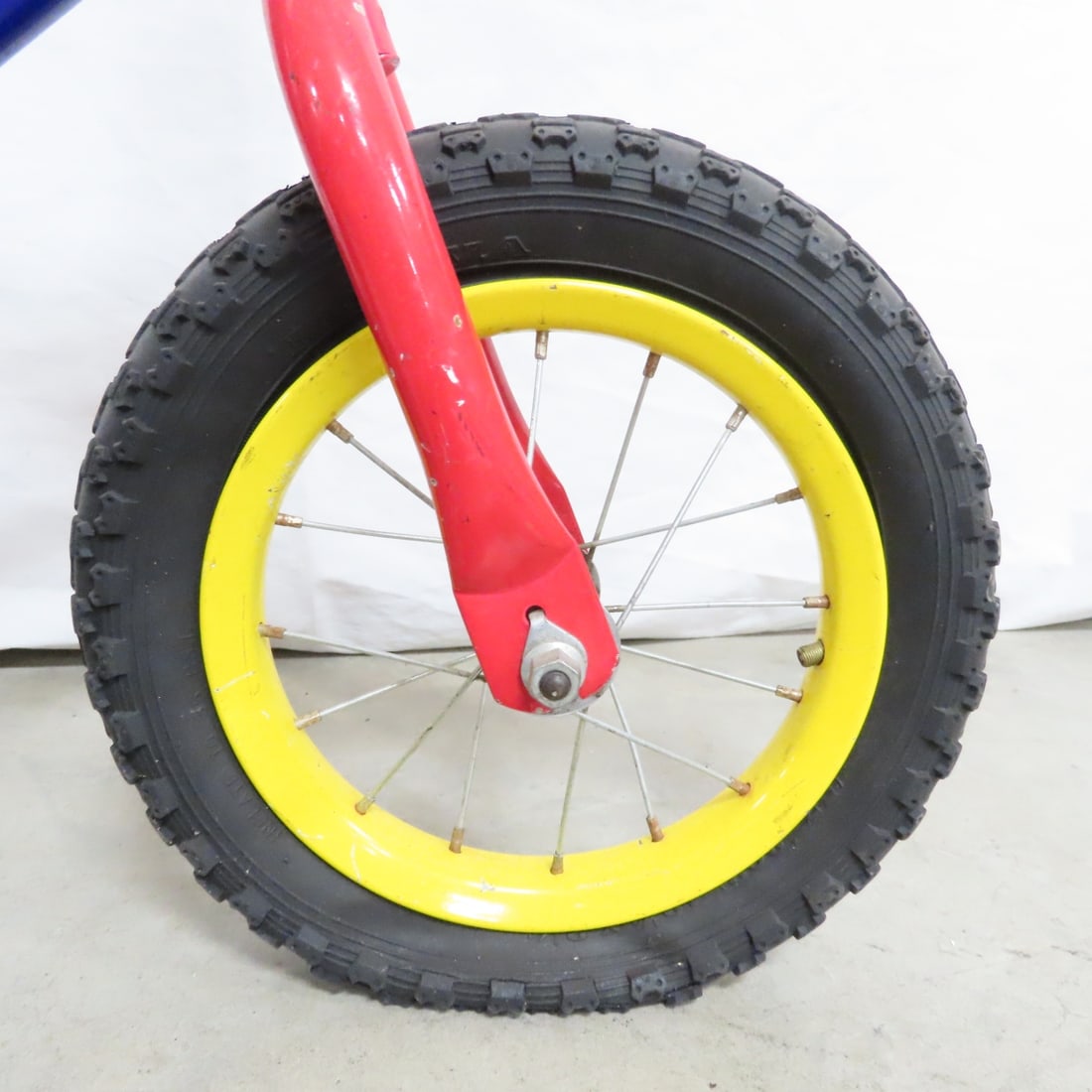 Vintage 12" Roadmaster Champion Children's Bike - 3