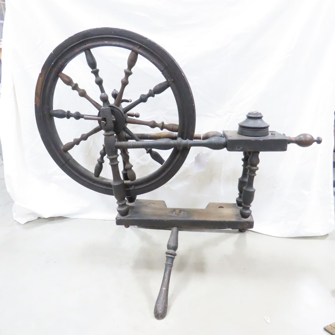Antique Wooden Spinning Wheel- needs repair - 2