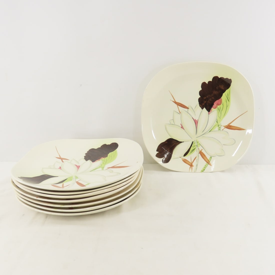 8 Red Wing Lotus Dinner Plates & 2 Cups - 2