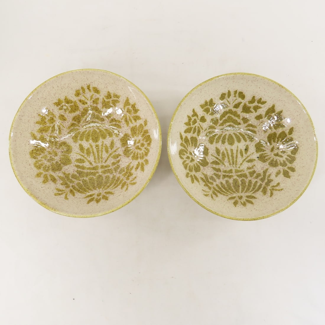 8 Red Wing Damask Dinner & Salad Plates & 2 Bowls - 2