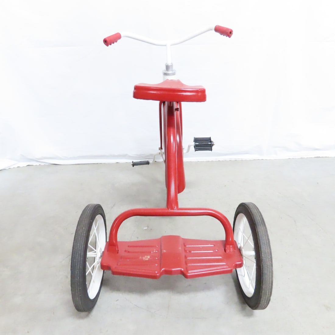 Vintage Children's Red Pedal Tricycle Restored - 4