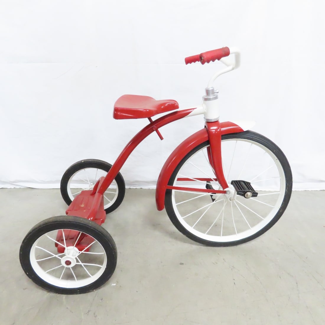 Vintage Children's Red Pedal Tricycle Restored - 6