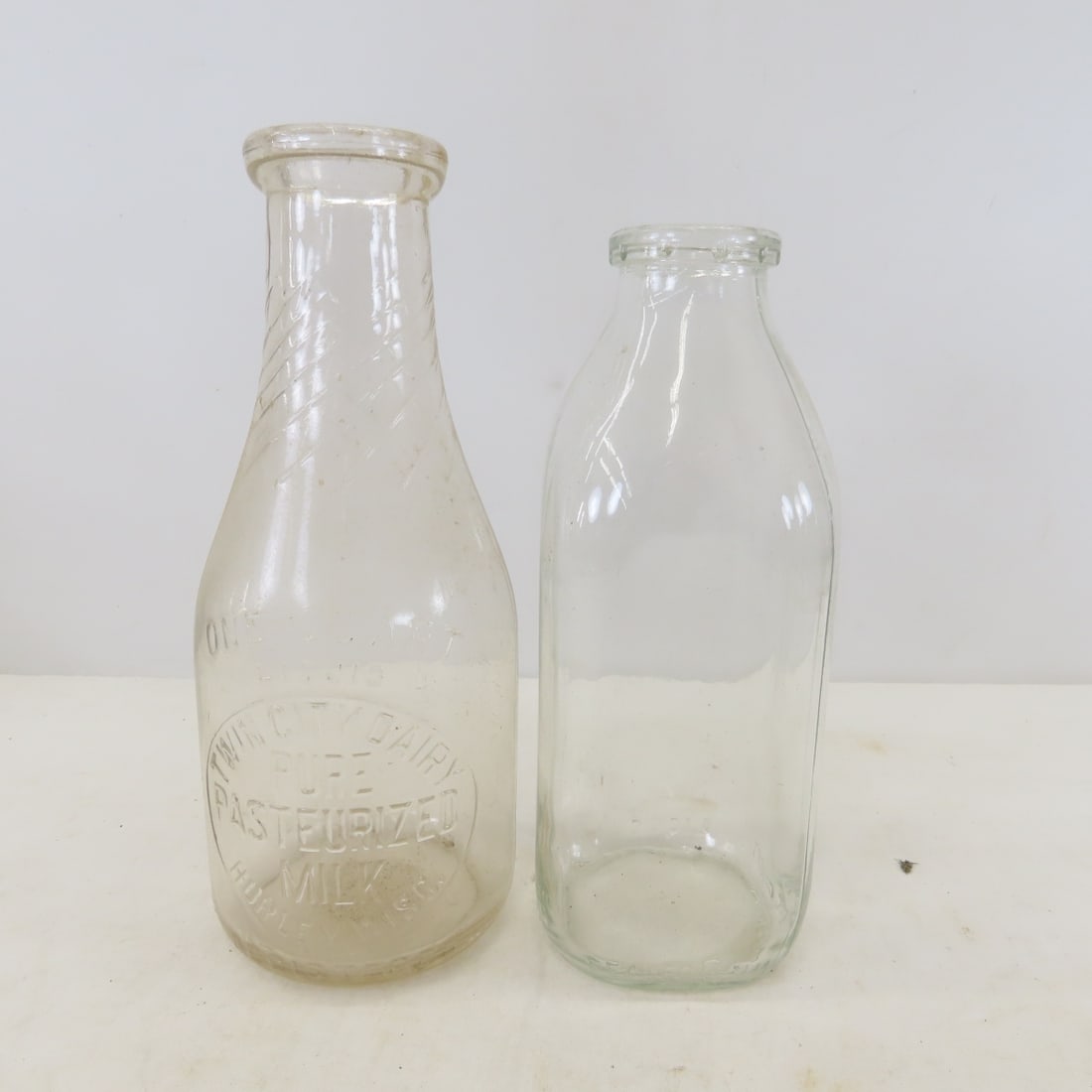 Vintage Milk Bottles & Basketville VT Butter Churn - 7