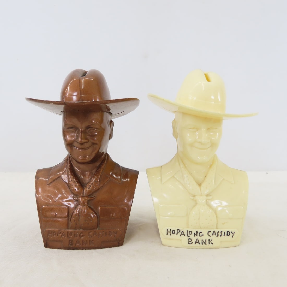 Vintage Hopalong Cassidy Films, Banks & Wallet - 2
