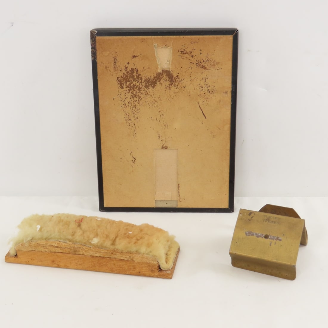 Vintage MN Advertising, Mobilgas Sign & More - 7