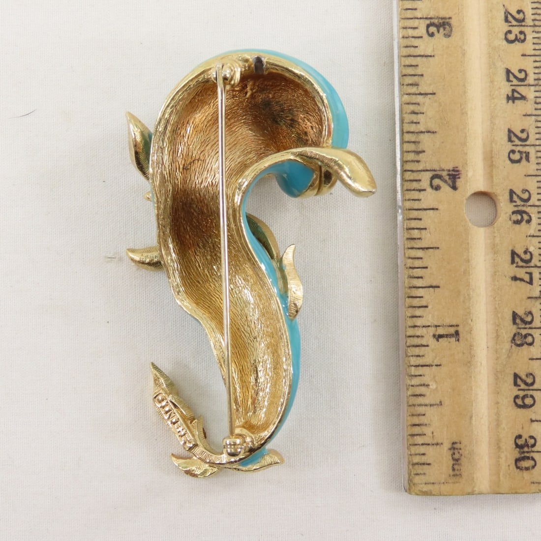 Vintage Ciner Signed Enamel Fish Brooch - 2