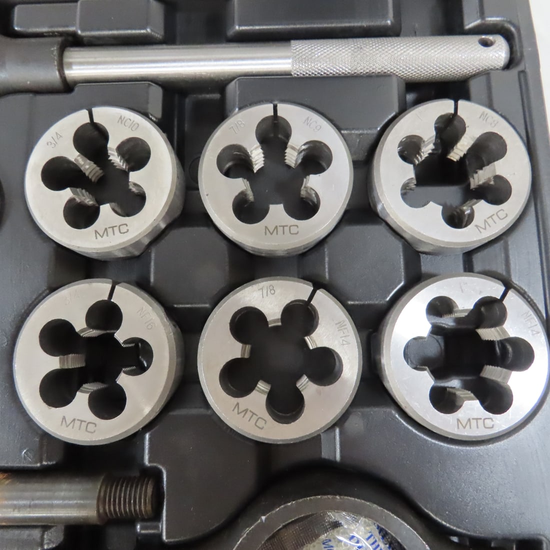 Matco 25STDS 25pc SAE Large Tap & Die Set w/ Case - 7
