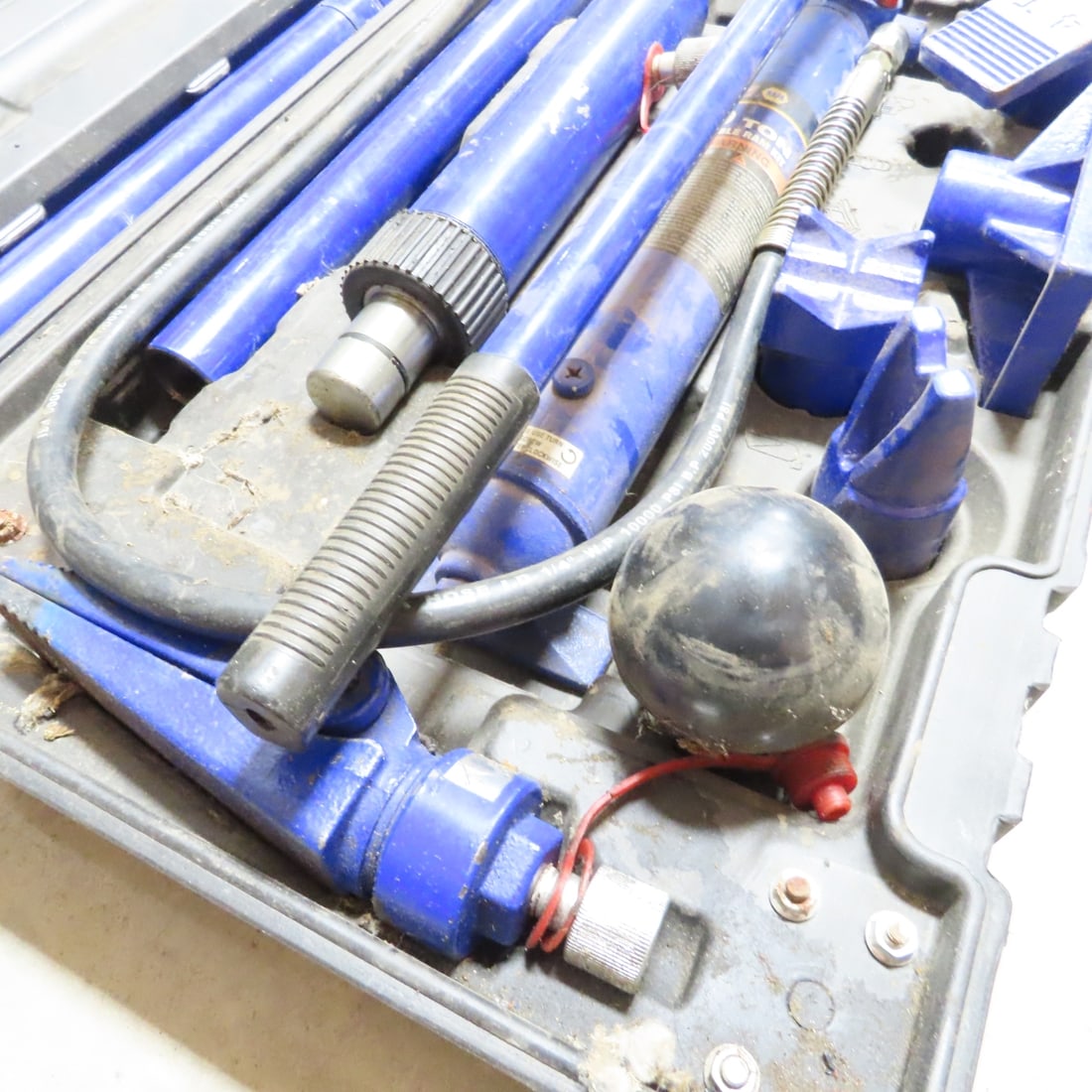Napa/Carlyle 791-1142A 10 Ton Portable RAM Kit - 2