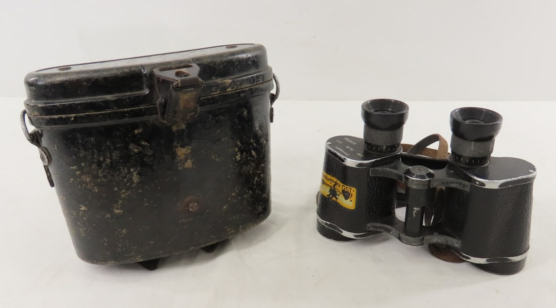 WWII German 6x30 Binoculars in Bakelite Case: WWII German 6x30 Binoculars in Bakelite Case - Dienstglas 6x30 1/61 Mdl B3505W, case scuffed, has straps. Initials GR are scratched on. LOT SIZE: 8x6x3" 1.5 LBS All information and photos, which are
