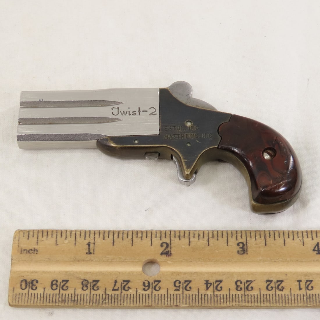 Estul Twist- 2 Over Under Derringer .22 Short - 2