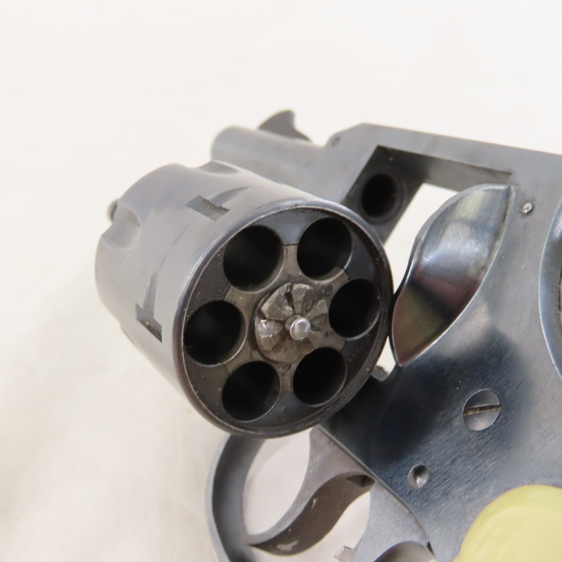 H&R Model 732 Side Kick .32 S&W Long Revolver - 3