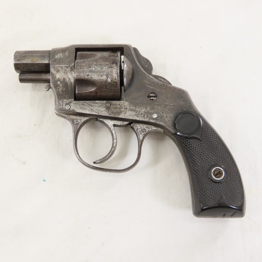Hopkins & Allen XL Double Action .32 S&W Revolver - 2