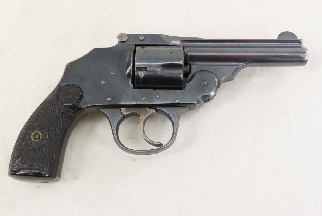 Iver Johnson Top Break Hammerless .38 Revolver: Iver Johnson Top Break Hammerless .38 Revolver - SN# D 95188, 3.25" barrel marked "IVER JOHNSON'S ARMS & CYCLE WORKS / FITCHBURG. MASS.U.S.A" with front blade sight, 5 shot, cylinder locked at rest, g
