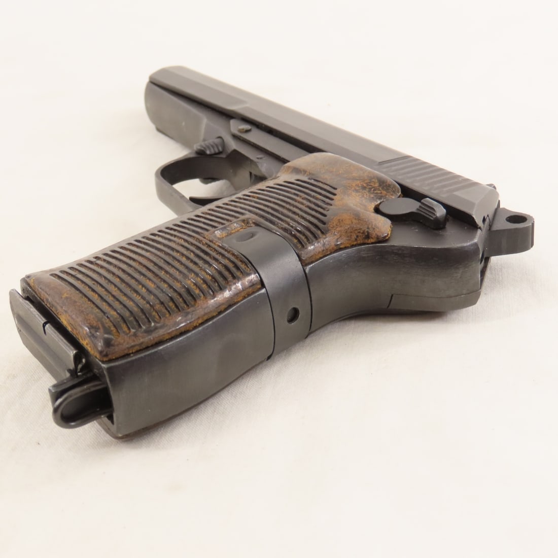 Czech Ceska Zbrojovka vz.52 7.62 Tokarev Pistol - 18