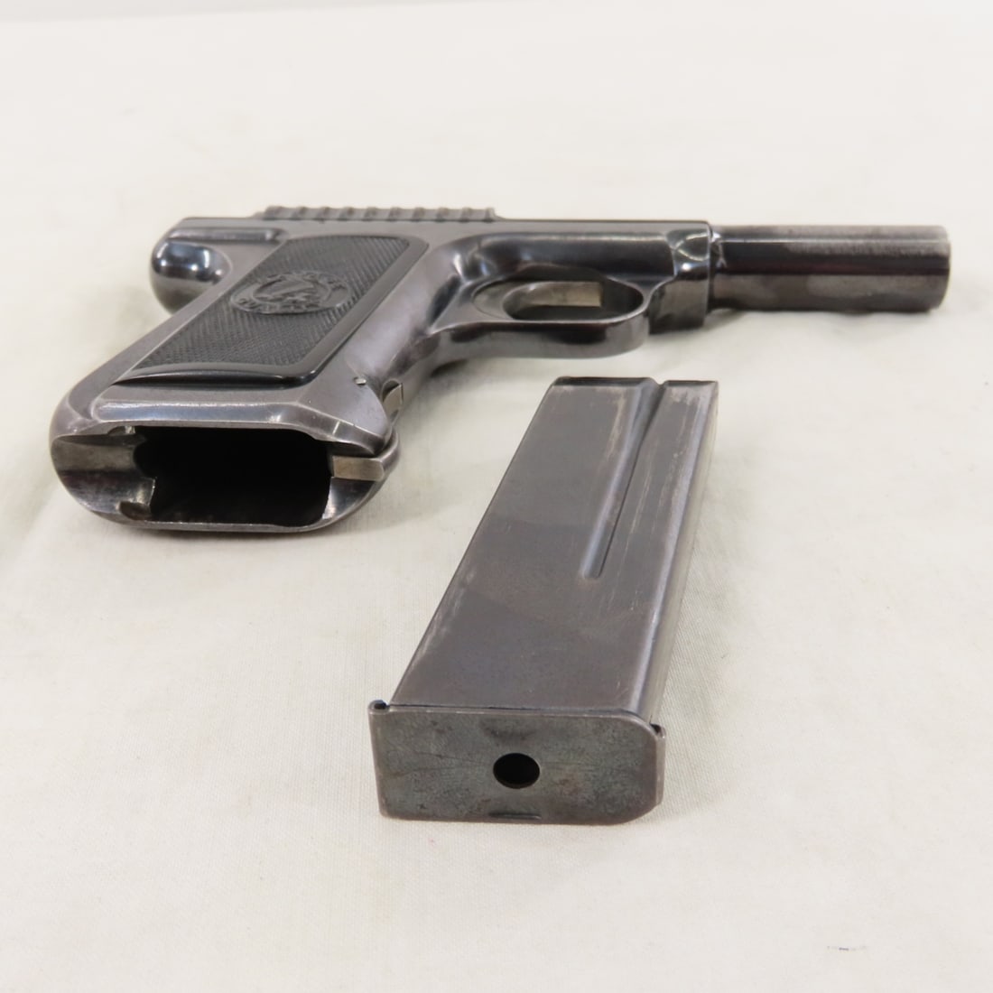 Savage Model 1907 .32 ACP Pistol - 5