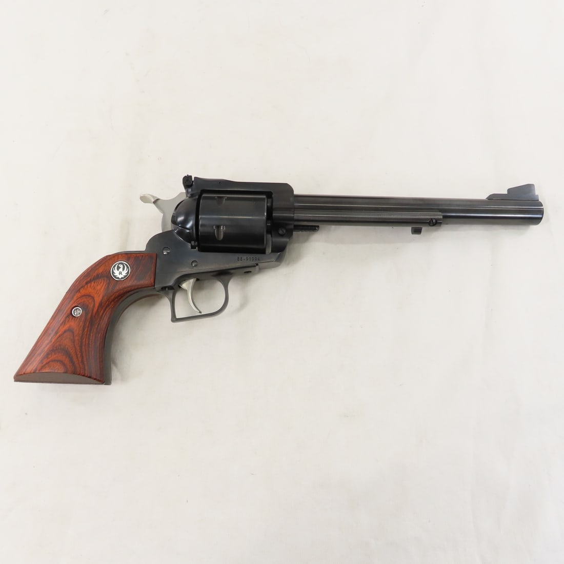 Ruger New Model Super Blackhawk .44 Mag in Case - 2