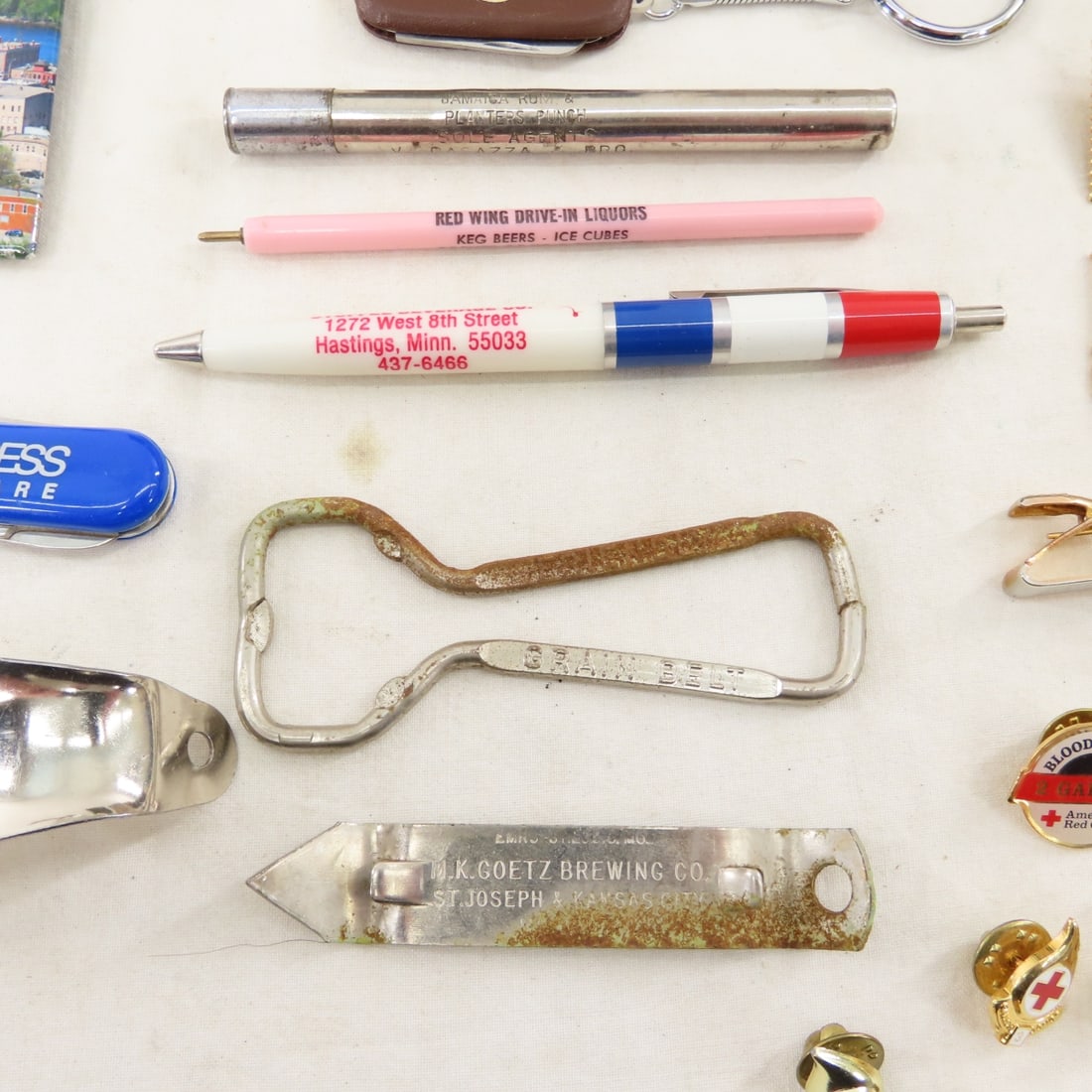 Antique & Vintage Books, Pocket Knives, Pinbacks - 7