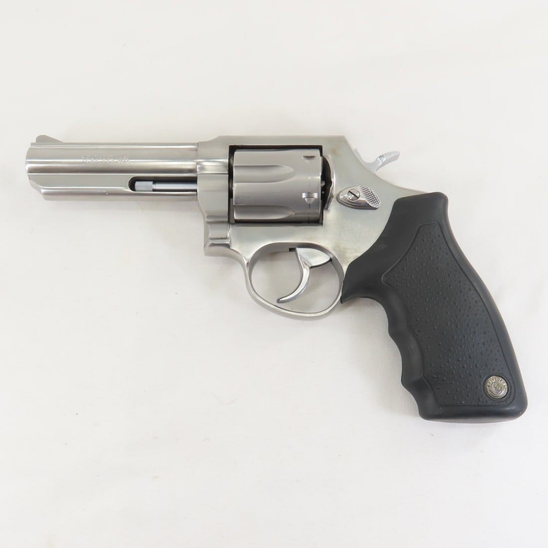 Taurus 65 .357 Magnum Revolver with Bag - 3