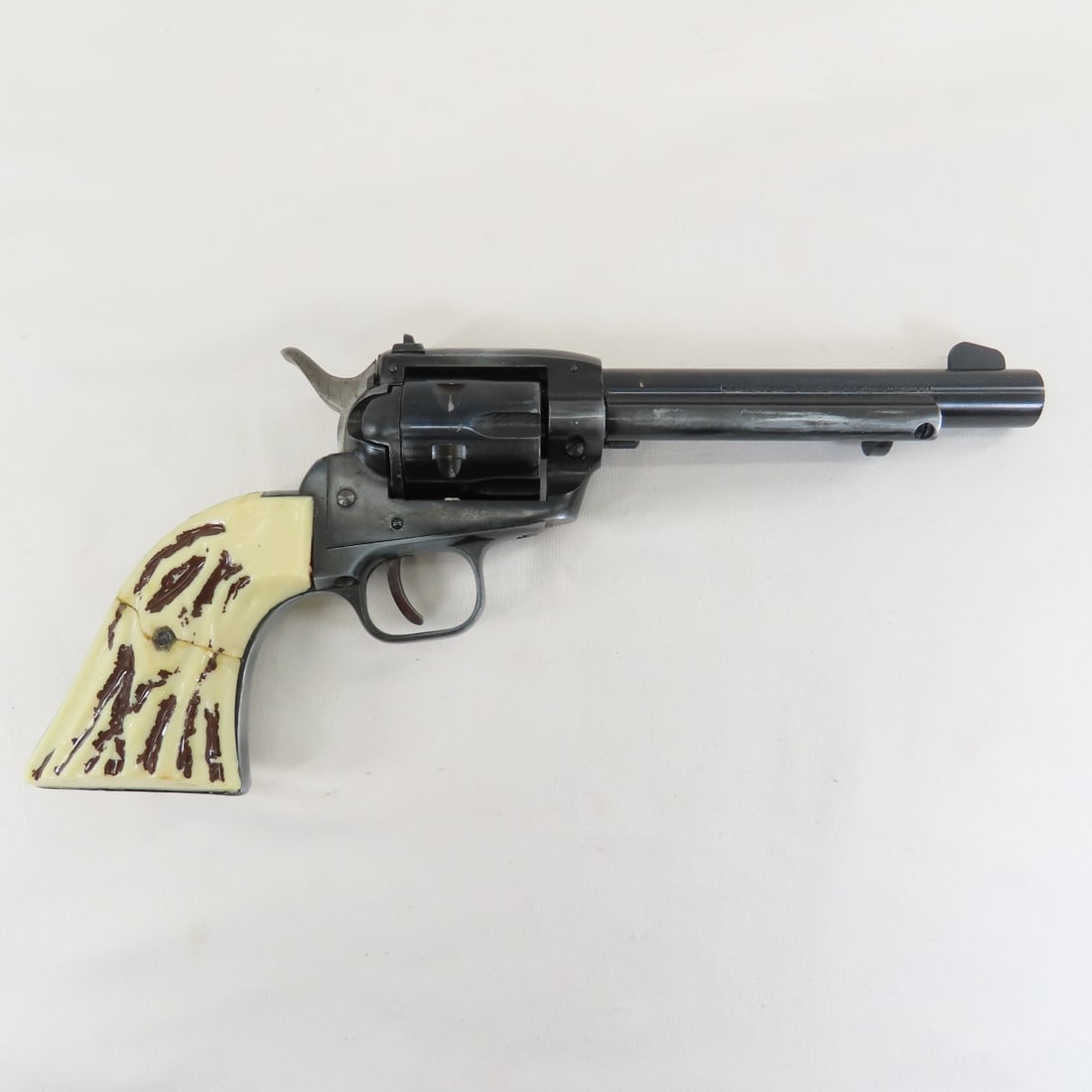 H Schmidt Ostheim Model 21S .22 Magnum Revolver - 2