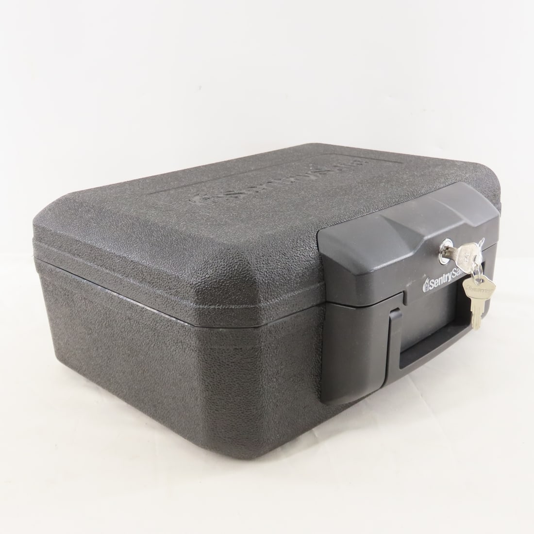 2 Portable Sentry Safes with Keys - 3