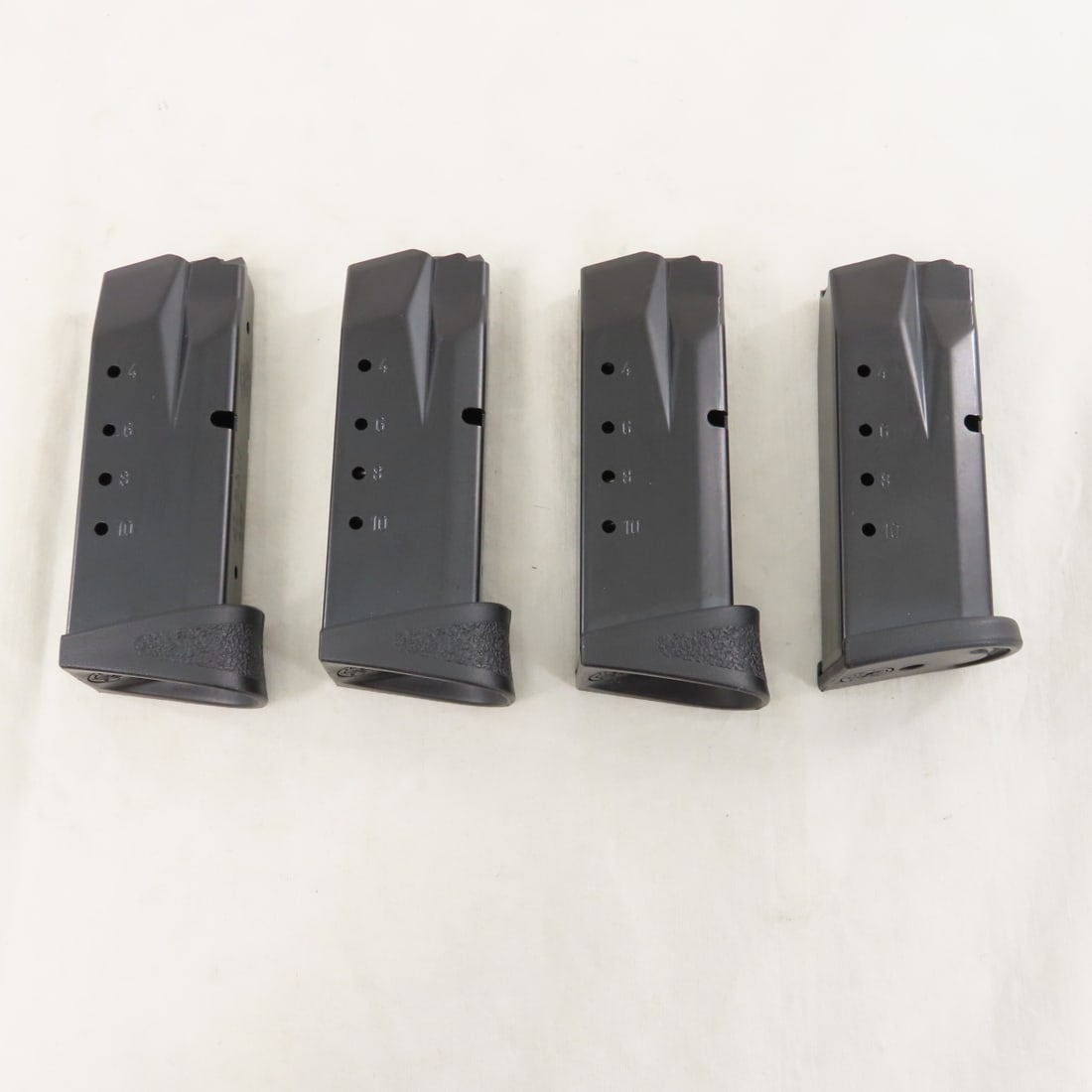 Smith & Wesson 40 C Pistol with 5 Magazines & Case - 12