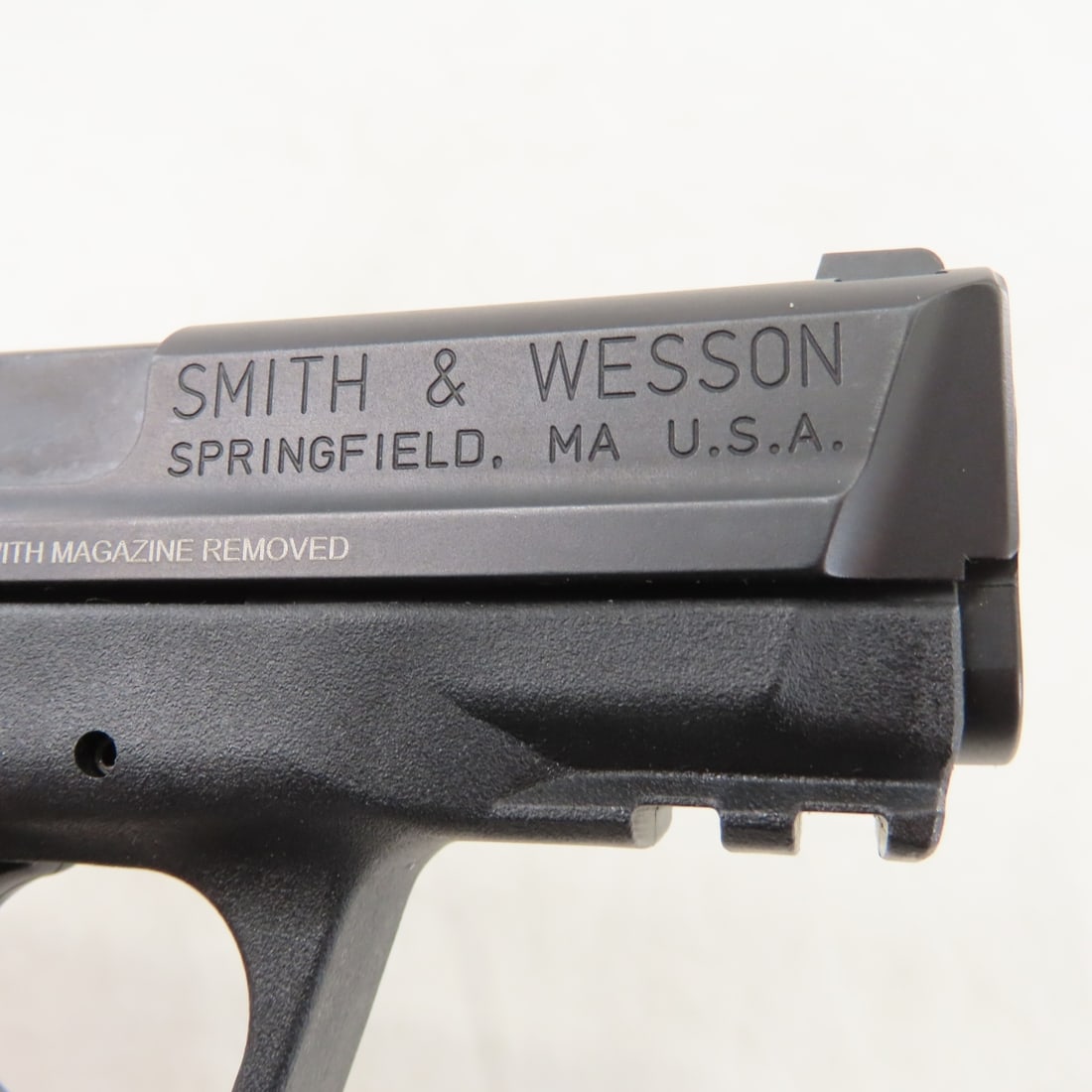 Smith & Wesson 40 C Pistol with 5 Magazines & Case - 5