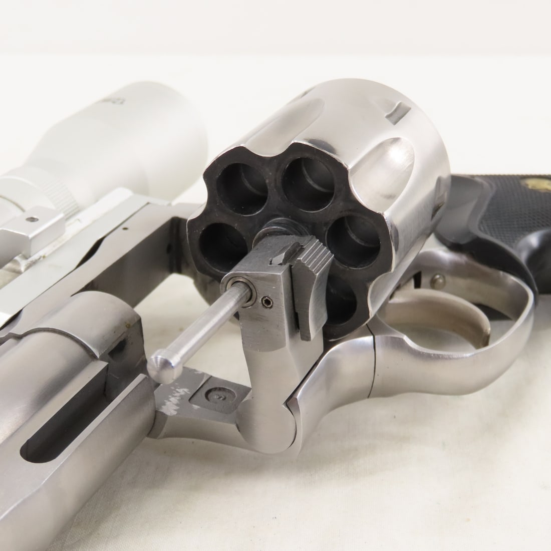 Dan Wesson .44 Magnum CTG Revolver with Scope - 7