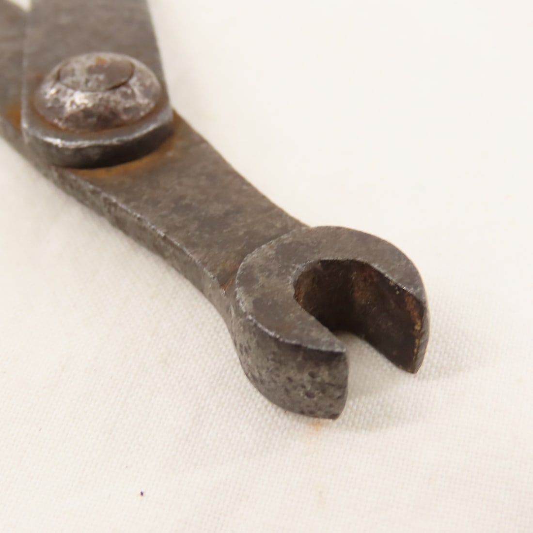Civil war bullet molds, cone wrench & more - 8