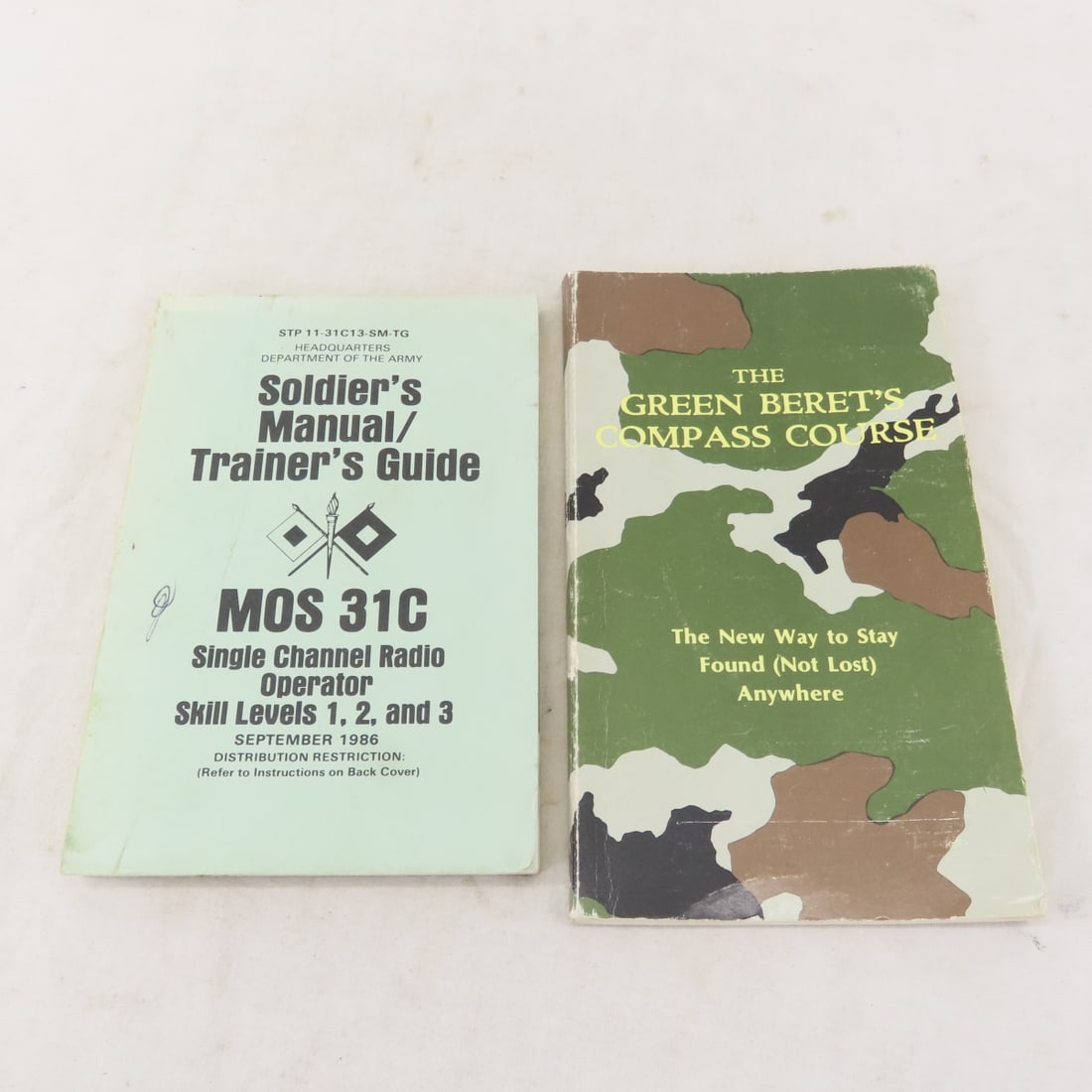 Collection of US Military Handbooks & Guides - 14