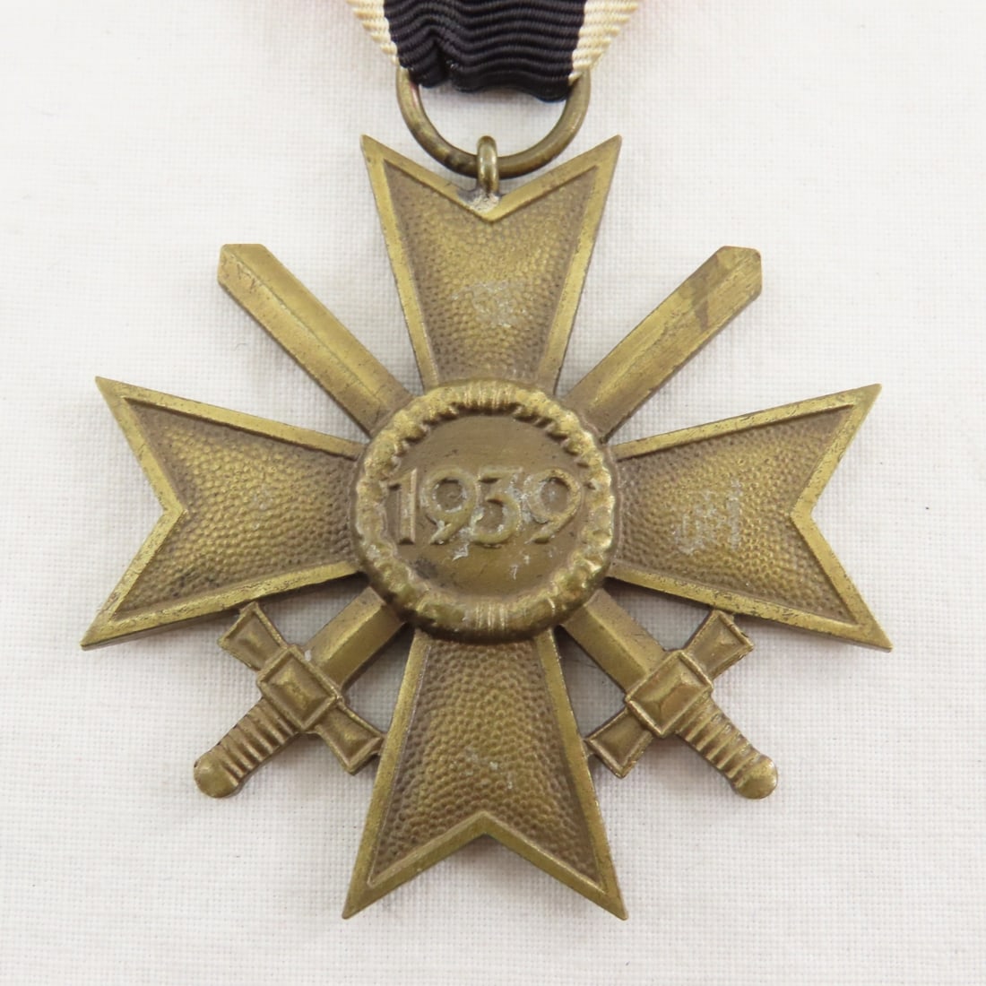 3 German Medals, 1914 Iron Cross, Hindenburg Cross - 5