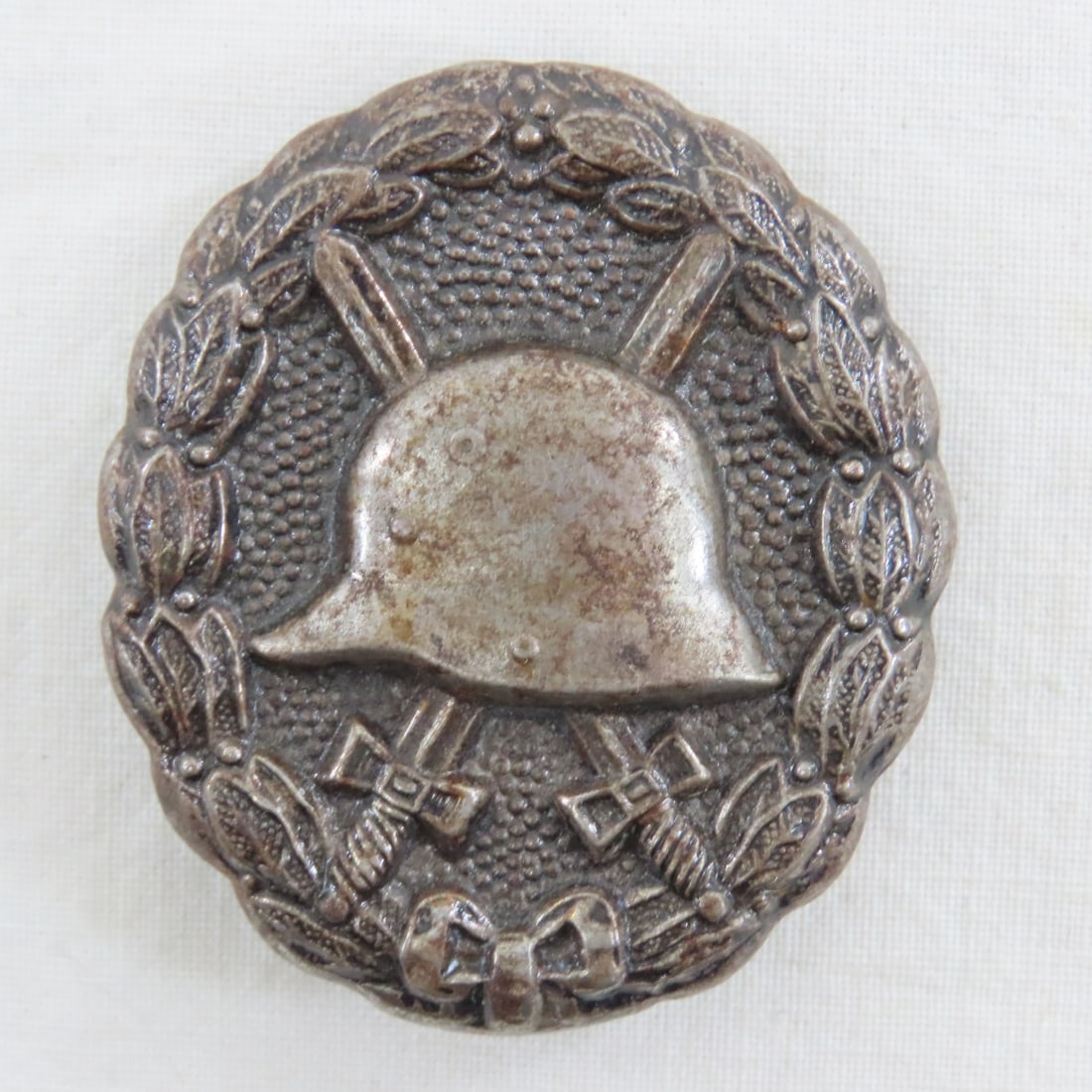 2 WWII & 1 WWI German Wound Badges - 7