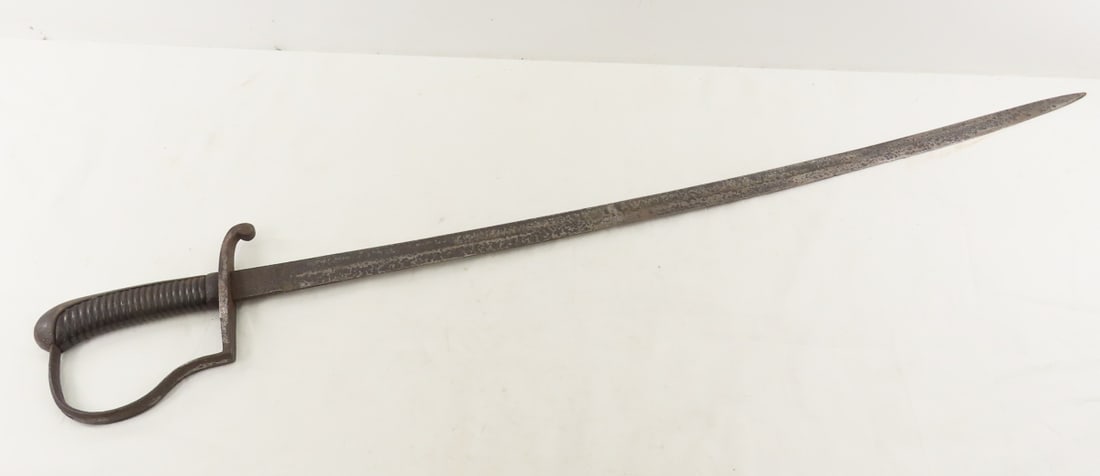 Antique Saxon Style Artillery Sword (1 of 13)