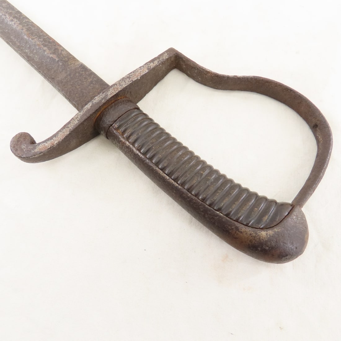 Antique Saxon Style Artillery Sword - 9