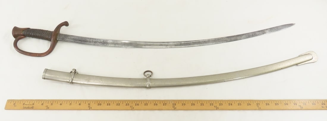US Civil War Artillery Sword & Scabbard - 2