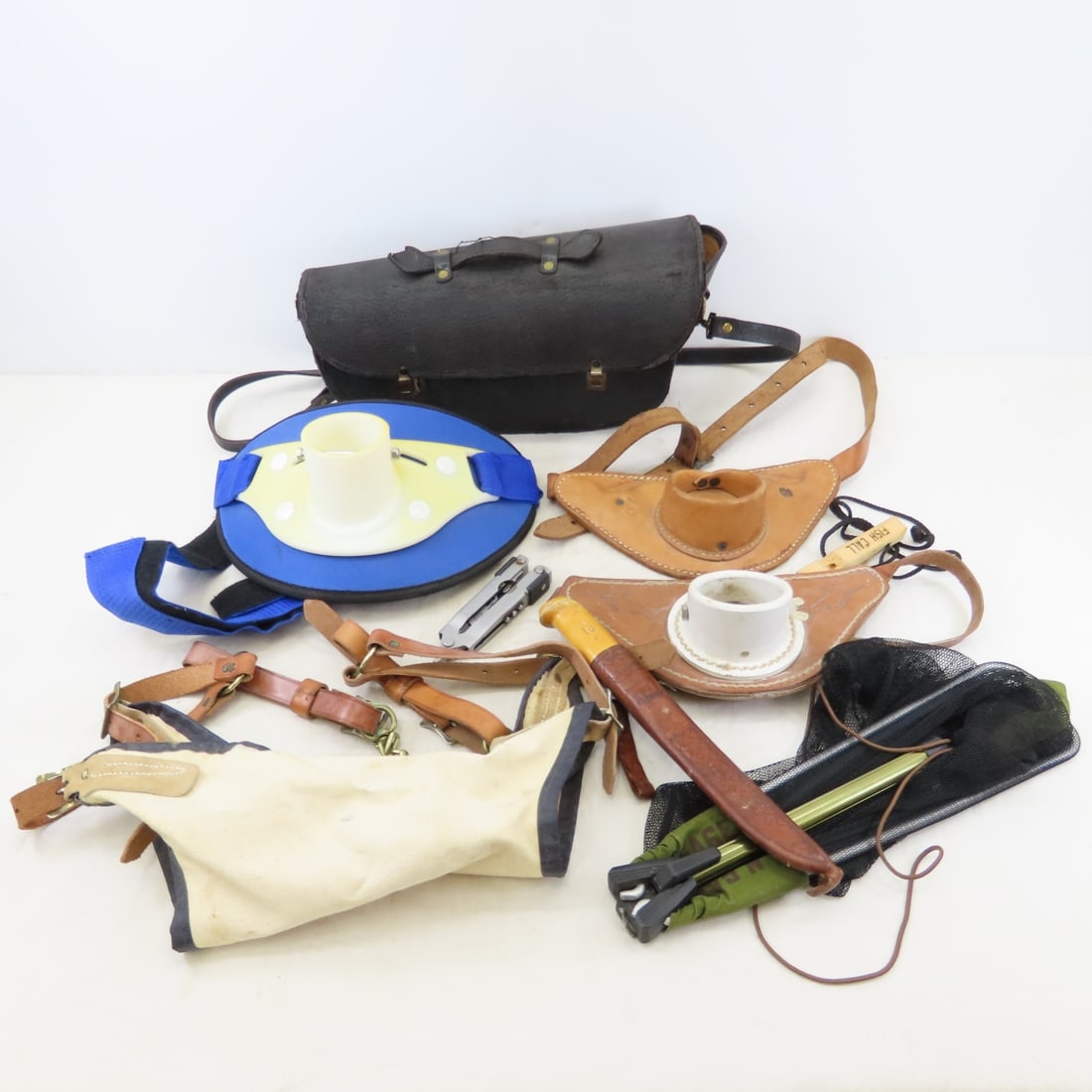 Fishing Rod Belts, Marlin Harness, Net & More (1 of 20)