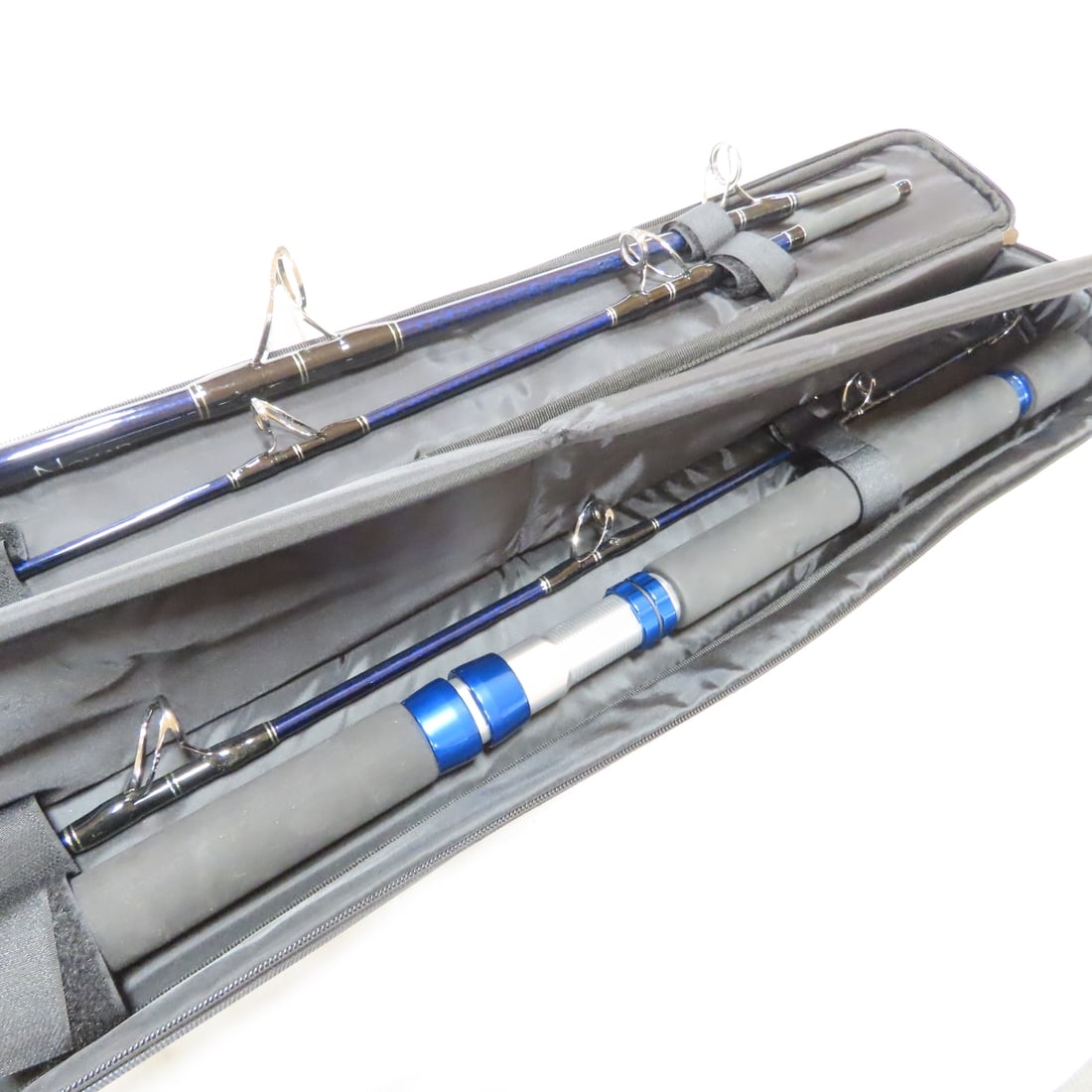 7 Vintage & Modern Travel Fishing Rods - 5