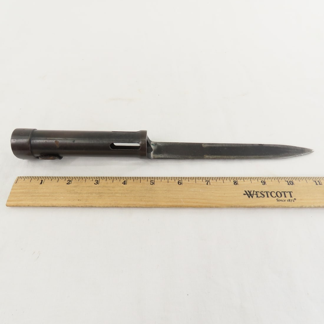 2 Belgium FAL Type C Bayonets w/Plastic Scabbards - 4