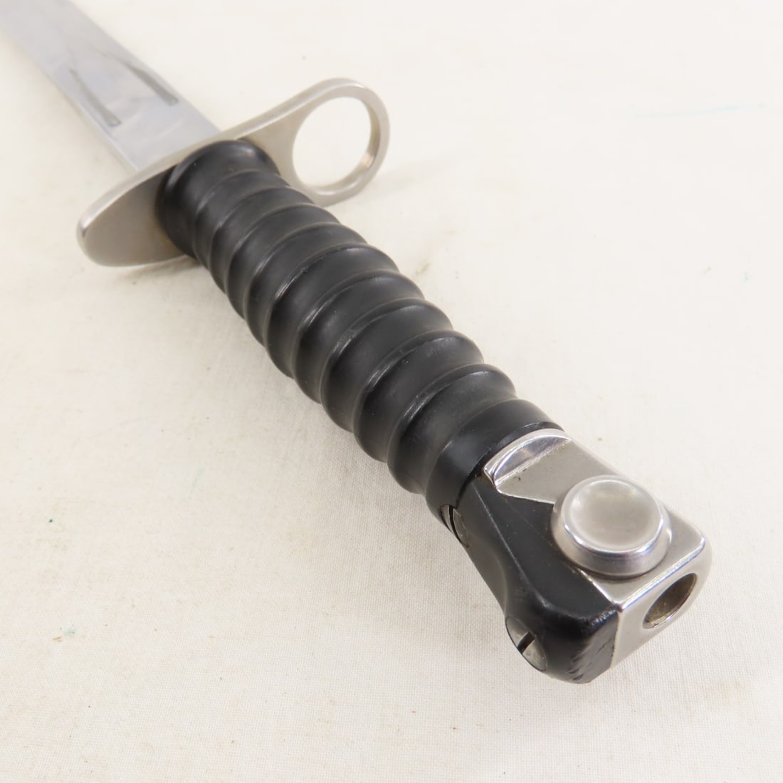 Late Wenger Swiss Army M57 & Turkish M5 Bayonets - 10