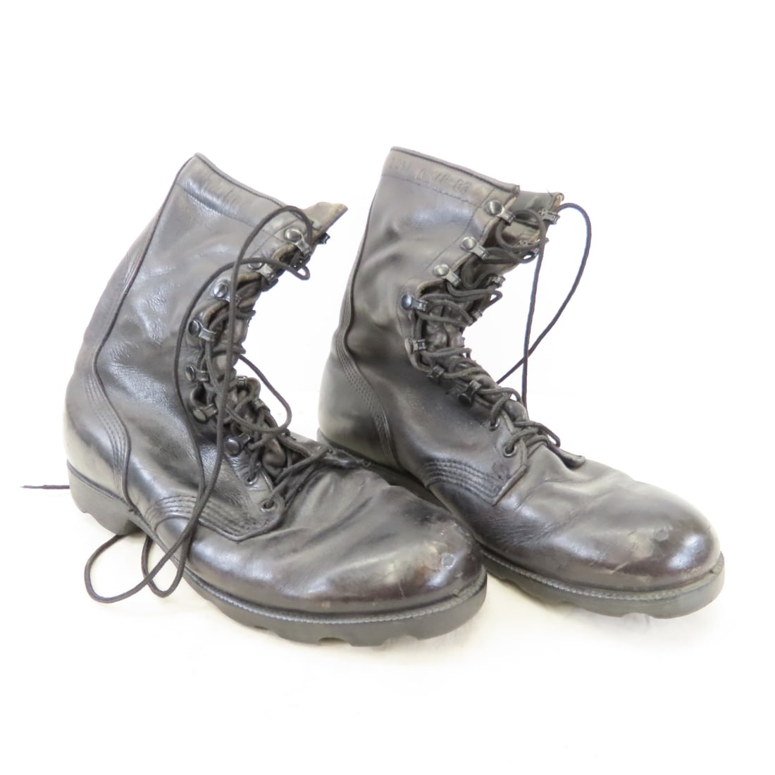 US Military Black Leather Combat Boots & Brushes - 3