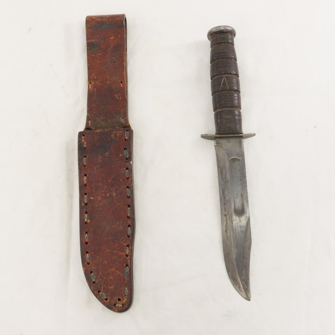 WWII USN MK-II Ka-Bar Knife with Leather Sheath (1 of 18)