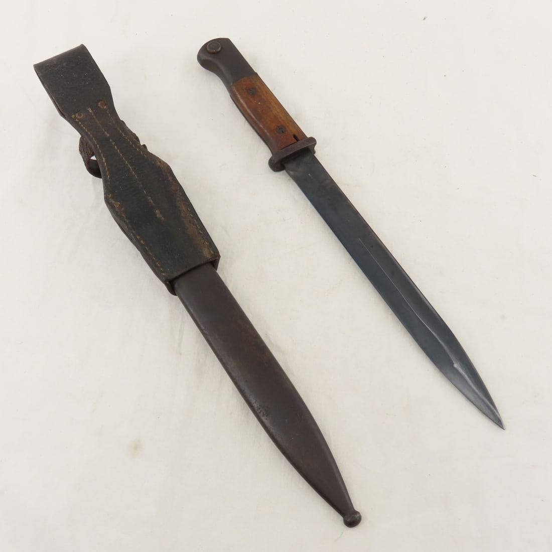 German 1884/98 III Bayonet with Scabbard & Frog - 2
