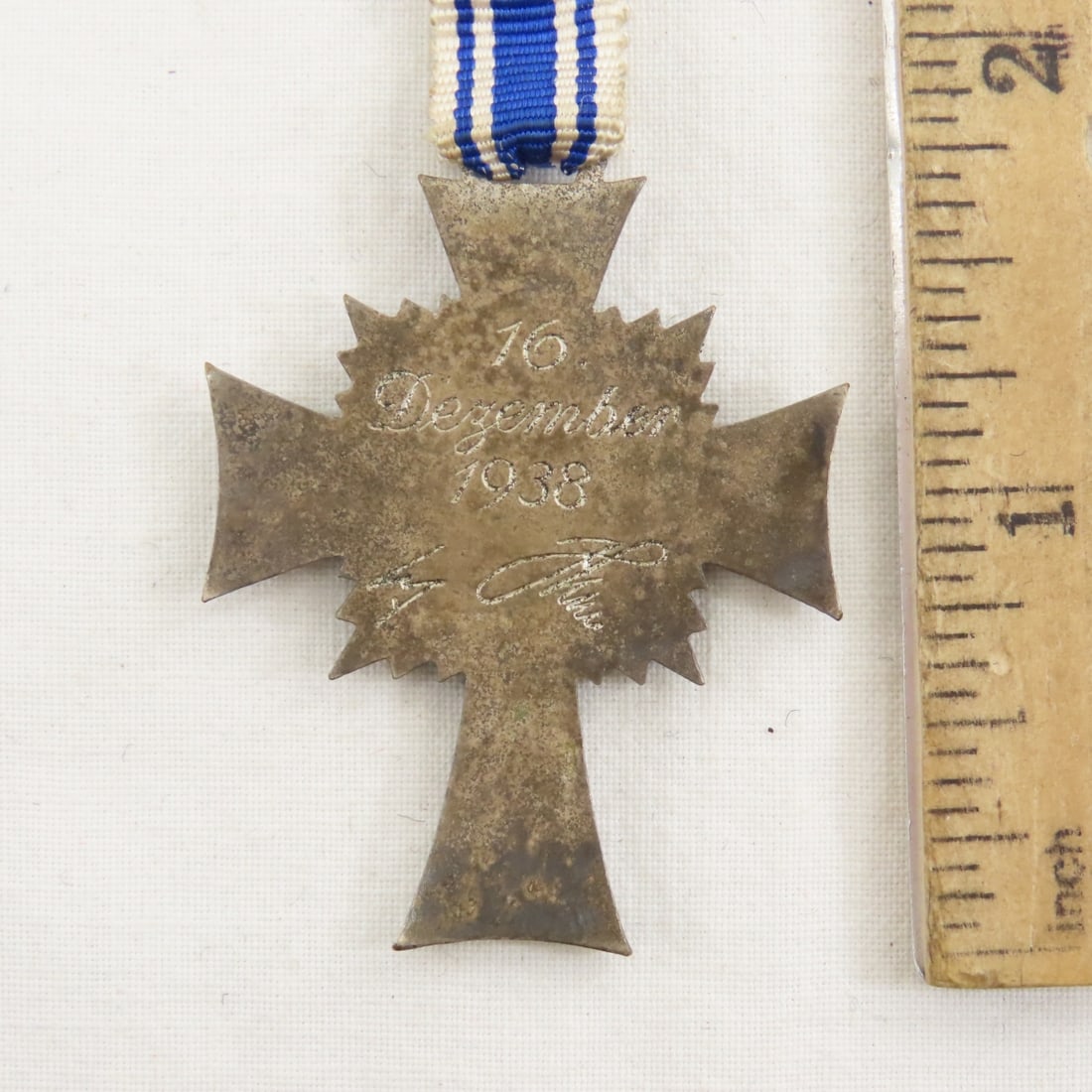 WWII German Gold, Silver, & Bronze Mothers Crosses - 4